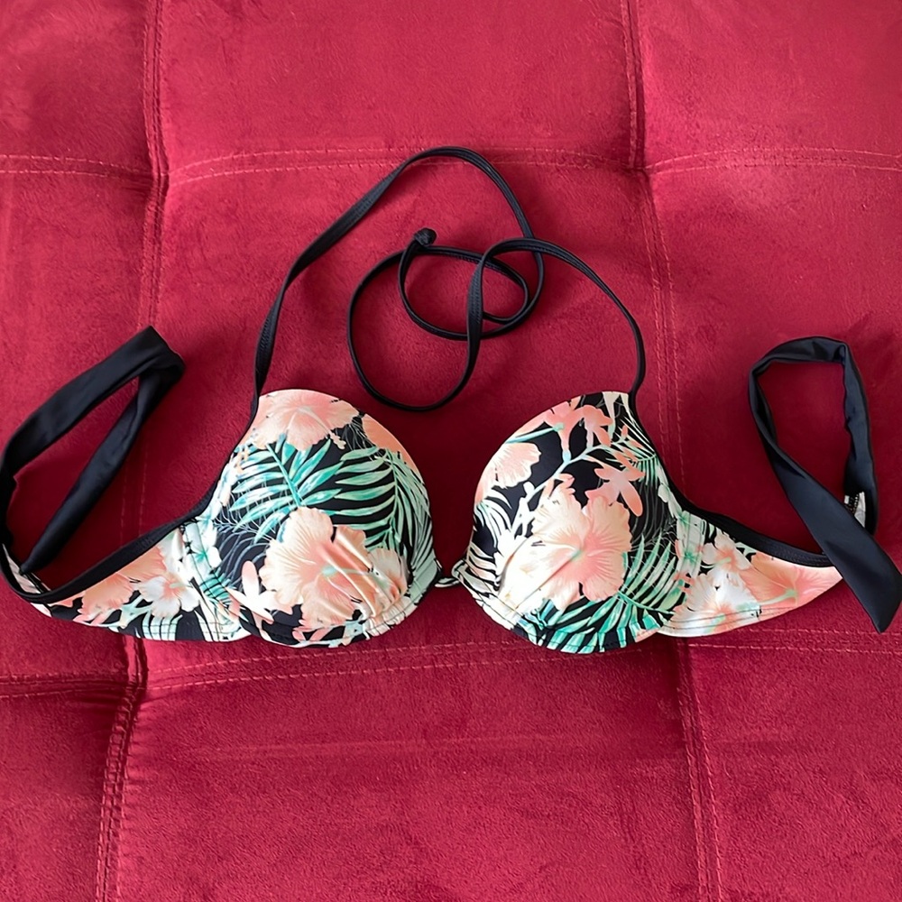 Venus Bikini top